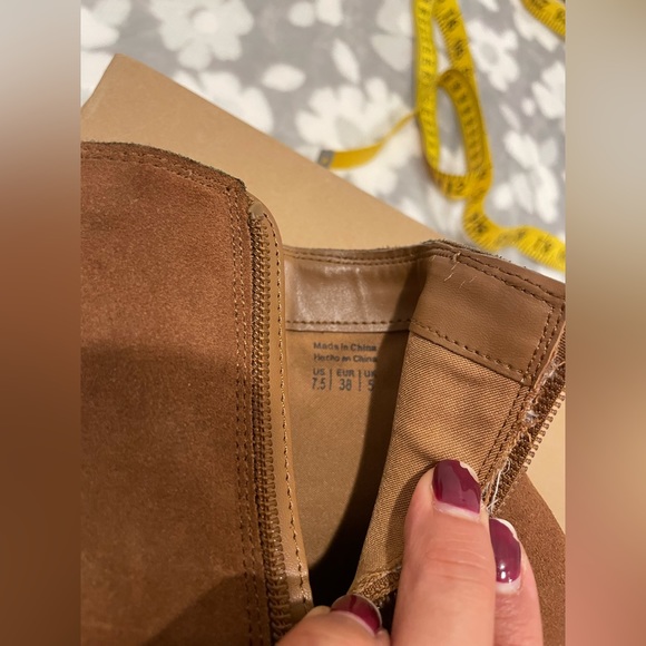 Aldo- Block heel ankle booties - Picture 6 of 16